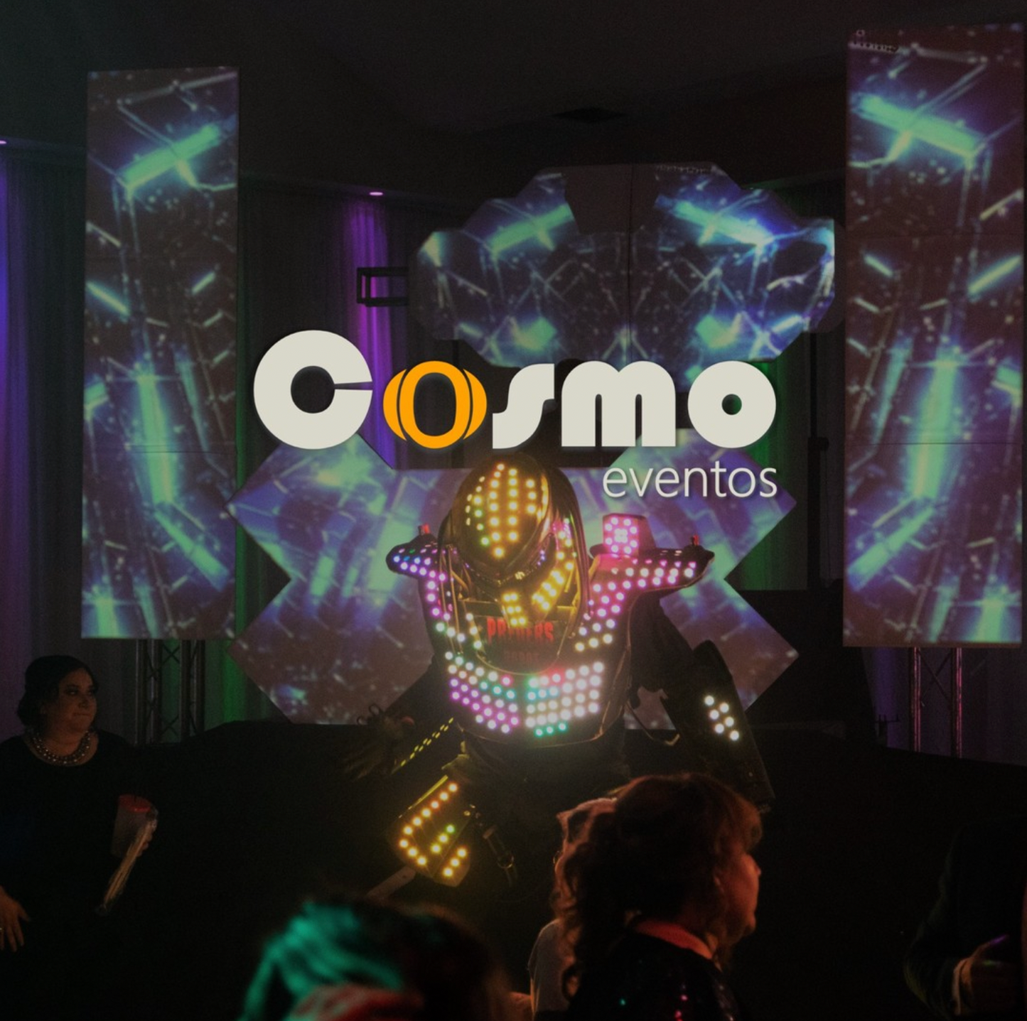 Robot Led de Cosmo Eventos